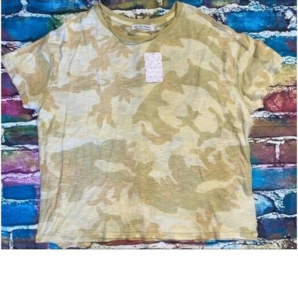 Free People Womens Shirt Short Sleeve Camo-Print Cropped Tee Top Green M,$78 NWT - Picture 3 of 4